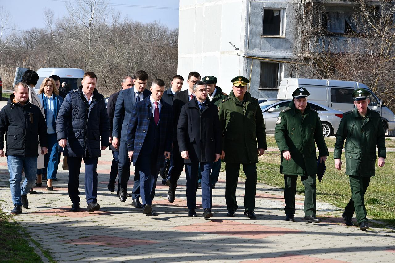 На территории войсковой части в поселке Молькино Краснодарского края открылся отремонтированный клуб