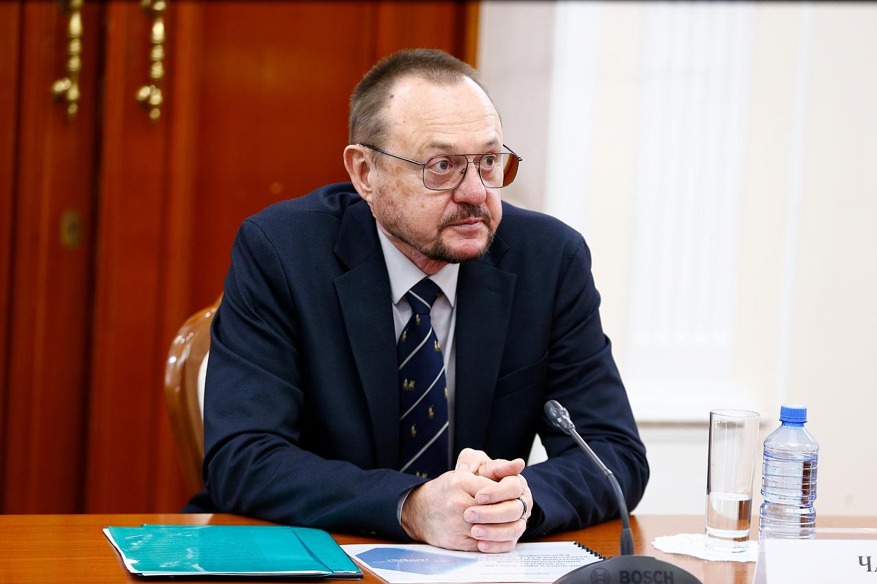 Вениамин Кондратьев встретился с производителями импортозамещающей медицинской продукции