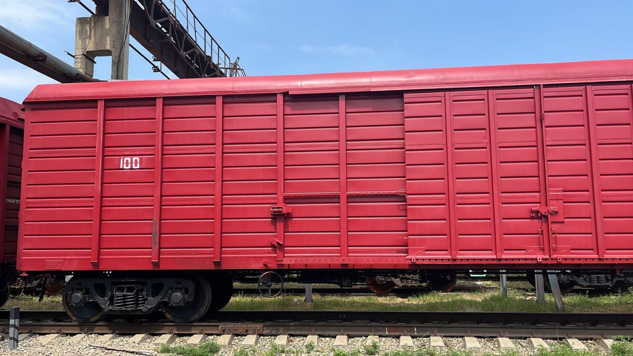 В Краснодарском крае выпустили первую сотню железнодорожных вагонов