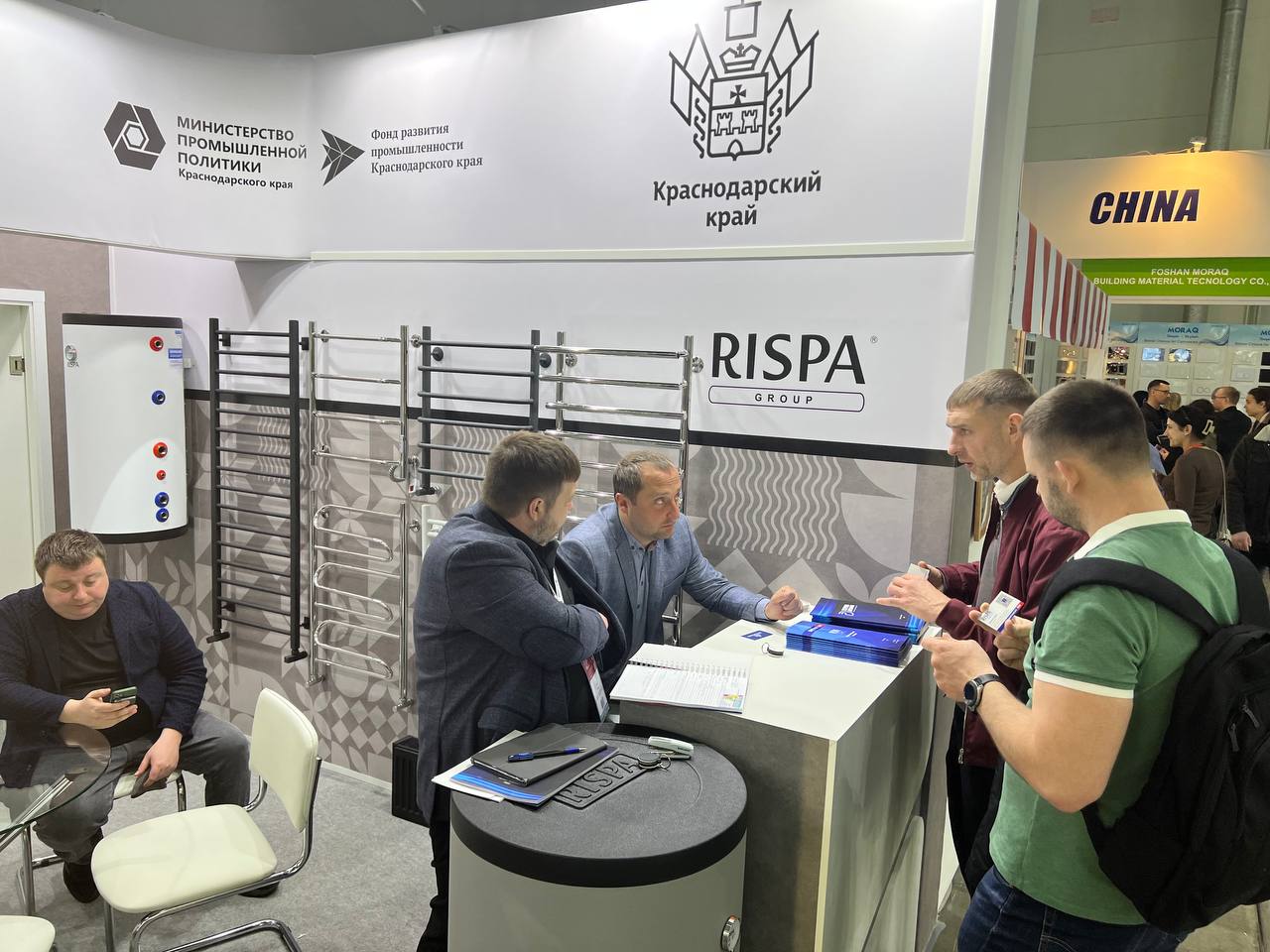 На стенде Кубани в рамках выставки «MosBuild» свою продукцию представляют семь ведущих промышленных предприятий