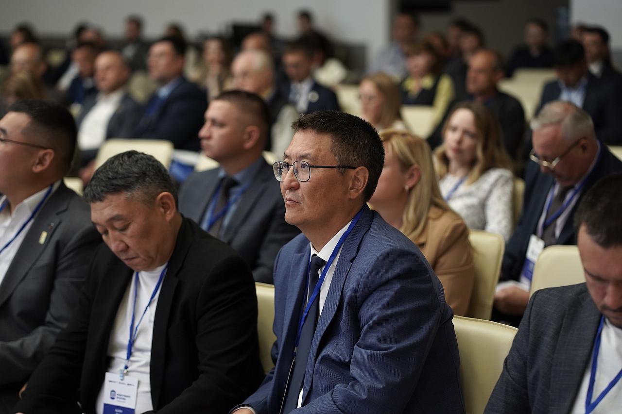 Краснодарский край предложил продлить программу наставничества Минпромторга России на 2026 год