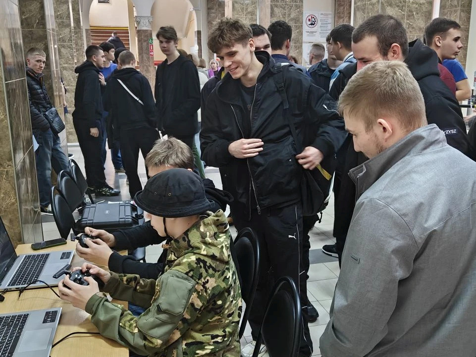 В Краснодарском машиностроительном колледже провели форум «Пилоты нового времени»