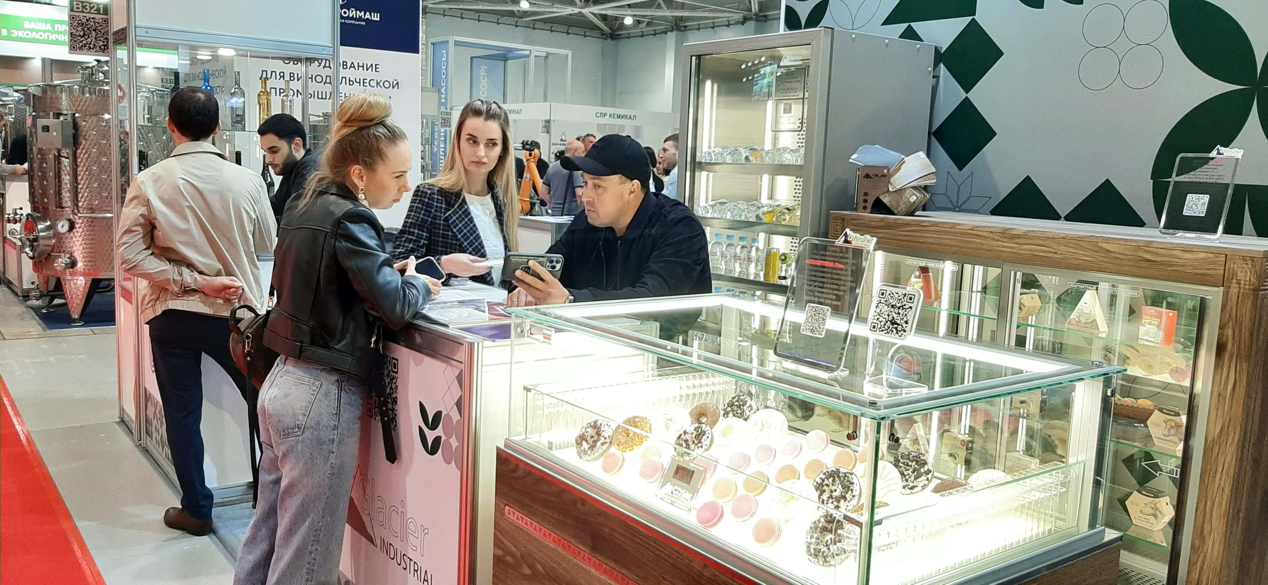 Промышленники Кубани представляют на выставке «FoodTech Krasnodar» оборудование и упаковку для пищпрома
