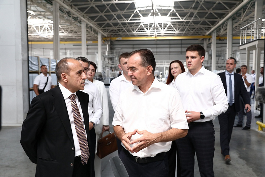 Вениамин Кондратьев посетил в Краснодаре предприятие по производству оконных и дверных систем
