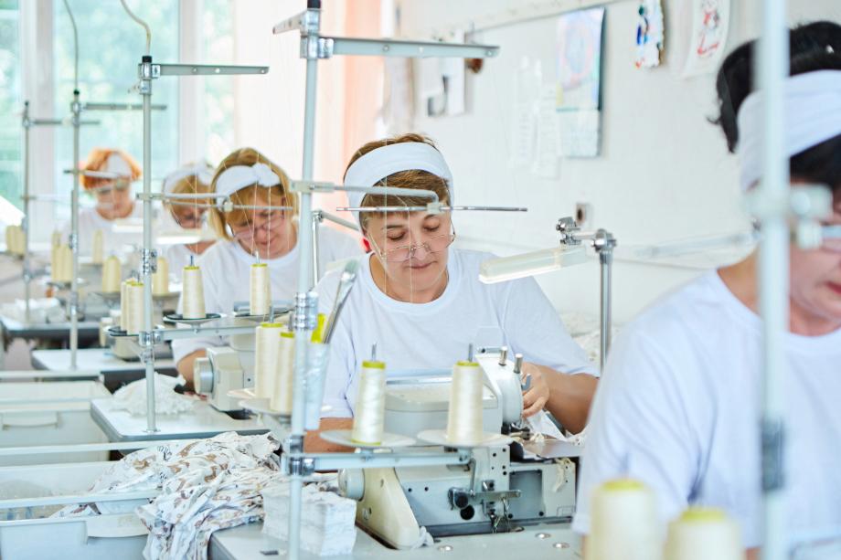 Легпром Краснодарского края увеличил отгрузку продукции почти на 20 процентов по итогам 2025 года