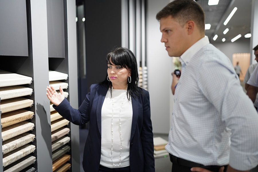 Краевая господдержка позволила мебельному комбинату увеличить производственные площади в 50 раз