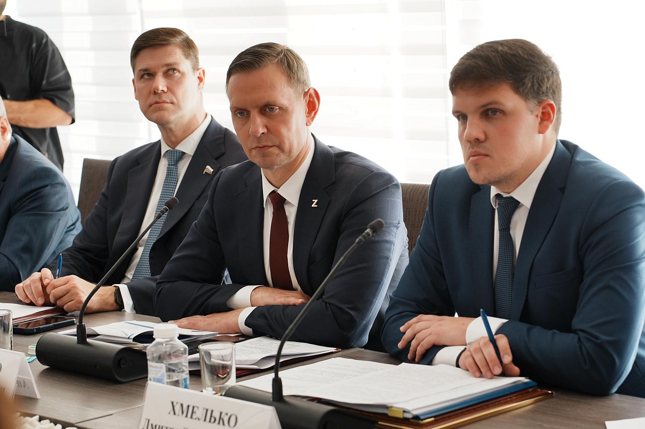 Дмитрий Хмелько: Новороссийск остается одним из лидеров в развитии обрабатывающих производств Кубани