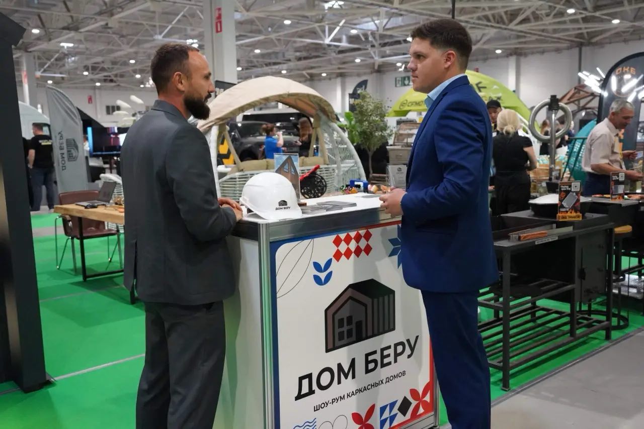 В Краснодаре начала работу Международная выставка автотуризма и кемпинг-индустрии «Отпуск Expo&Fest»
