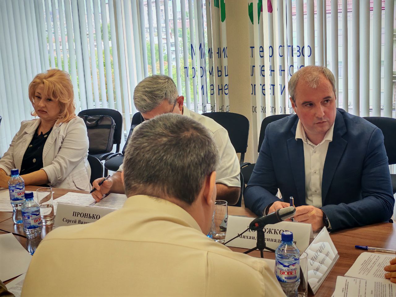На Кубани разработают программу по подготовке кадров для промышленности «Заводы в школу»