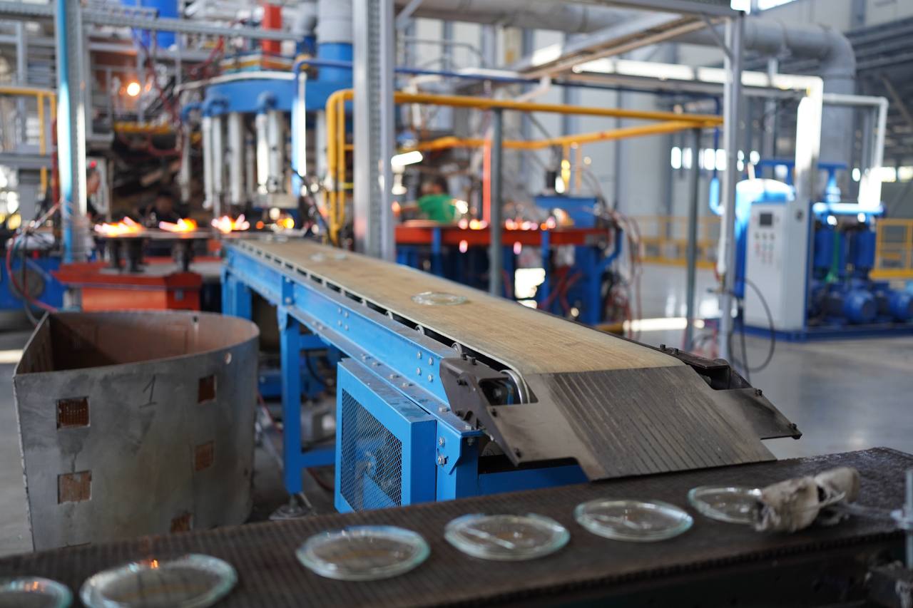 В Армавире выпустили первую продукцию из жаропрочного стекла