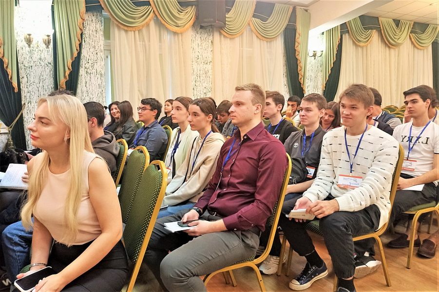 Промышленный комплекс края присоединился к федеральному проекту «Взлетная полоса для молодых профессионалов. Новые регионы»