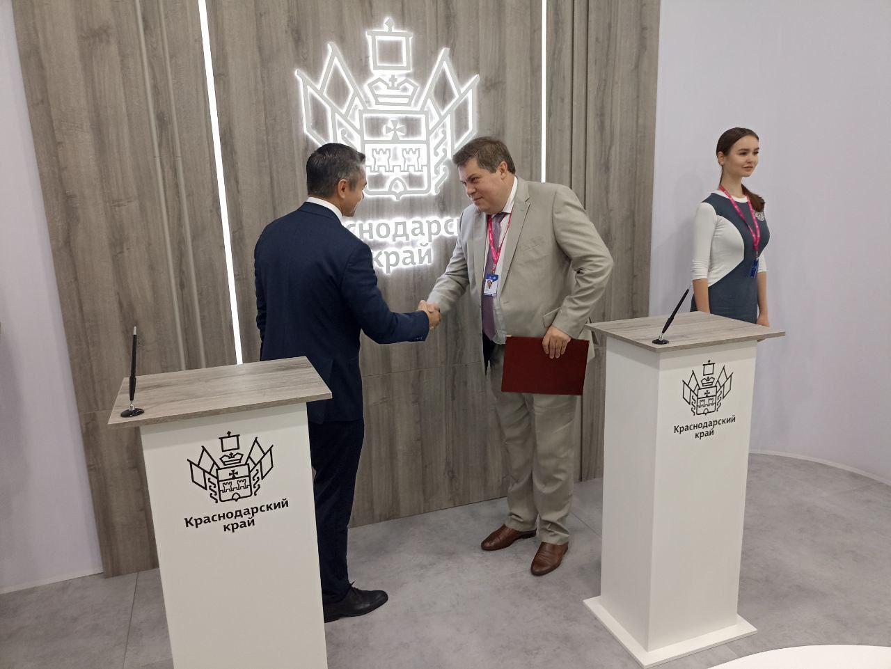 На Кубани создают уникальный завод по производству диоксида кремния и углерода из экологически чистого сырья