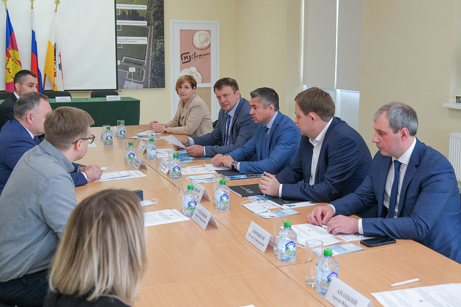 В промпарке «Краснодар» запустят уникальное импортозамещающее производство по переработке стекла