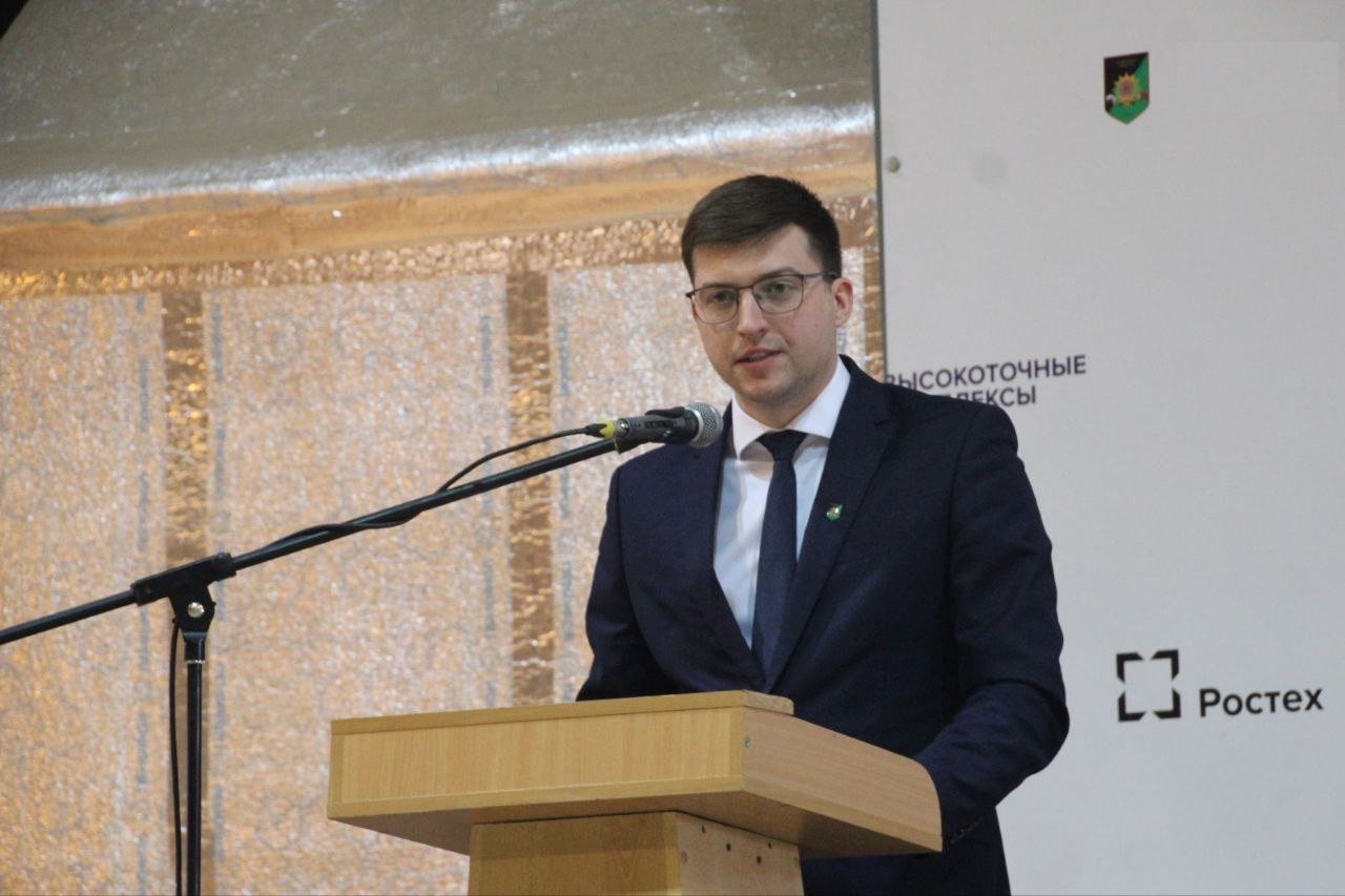 Один из ведущих в Краснодарском крае заводов машиностроительной отрасли отметил 77-летие