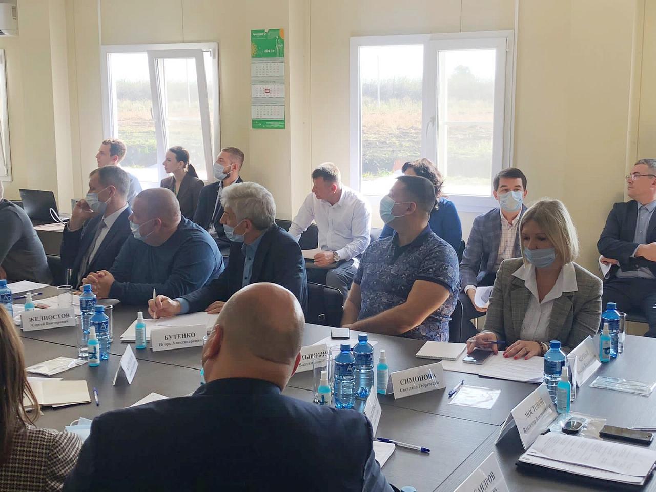Производители стройматериалов презентовали свою продукцию для строительства аэропорта в Краснодаре