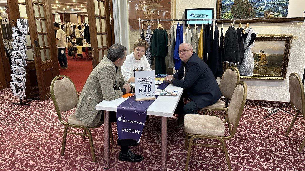 Кубанские предприятия легпрома представляют в Москве возможности по запуску контрактных производств