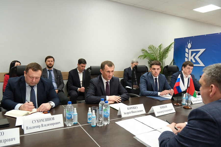В Краснодарском крае запустили первую российско-белорусскую производственную площадку по сборке комбайнов и жаток